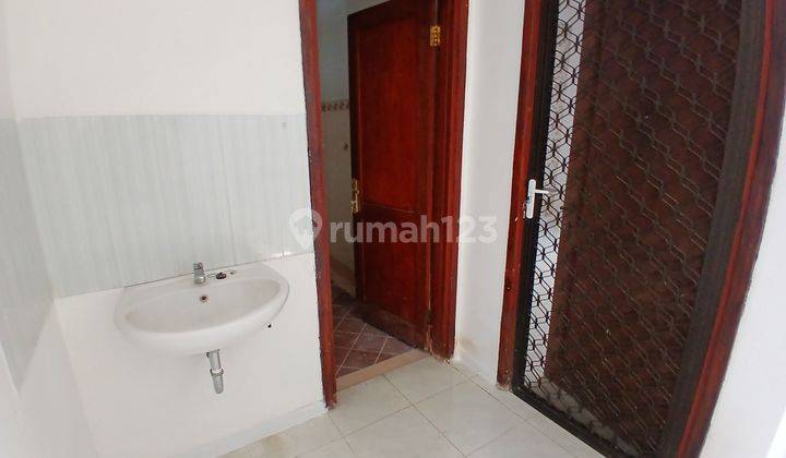 Rumah Murah 2 Lantai Minimalis Semi Furnished Baru Renovasi Siap Huni Dekat Gwalk Di Puri Widya Kencana Citraland Surabaya Barat 2