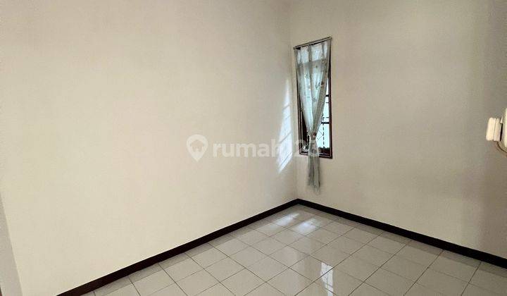 Rumah Murah 1 Lantai Minimalis Sederhana Semi Furnished Siap Huni Dekat Pasar Modern Di Alam Hijau Citraland Surabaya Barat 2