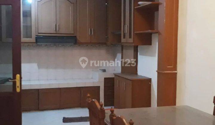 Rumah Murah 2 Lantai Minimalis Semi Furnished Siap Huni Dekat Gwalk Di Taman Gapura Citraland Surabaya Barat 2