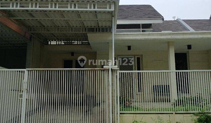 Rumah Murah 1,5 Lantai Minimalis Semi Furnished Siap Huni Dekat Pasar Modern Di Taman Puspa Raya Citraland Surabaya Barat 1