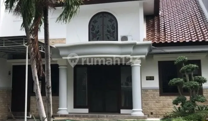 Rumah Murah 1,5 Lantai Minimalis Semi Furnished Siap Huni Dekat Gwalk di Royal Park Citraland Utama Surabaya Barat