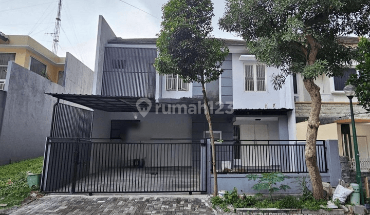 Rumah Murah 2 Lantai Minimalis Semi Furnished Dekat Pasar Modern Di Taman Puspa Raya Citraland Utama Surabaya Barat 1