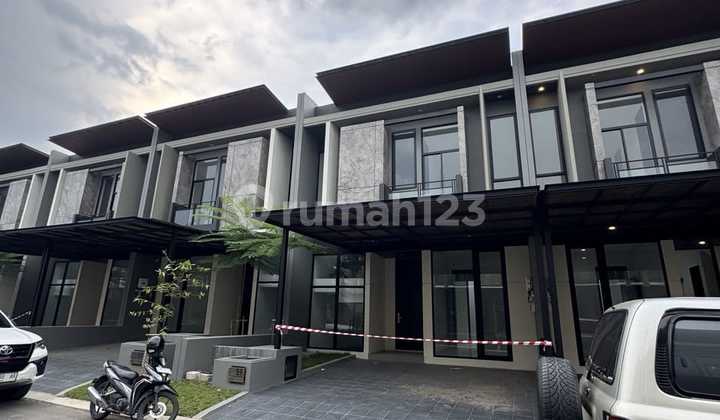 New 2-Story Affordable House, Brand New, Near Gwalk in District 9 Main Citraland West Surabaya 2
