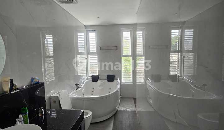 Rumah Murah 2 Lantai Minimalis Modern Fully Furnished Di Golf Avenue Citraland Utama Surabaya Barat 2