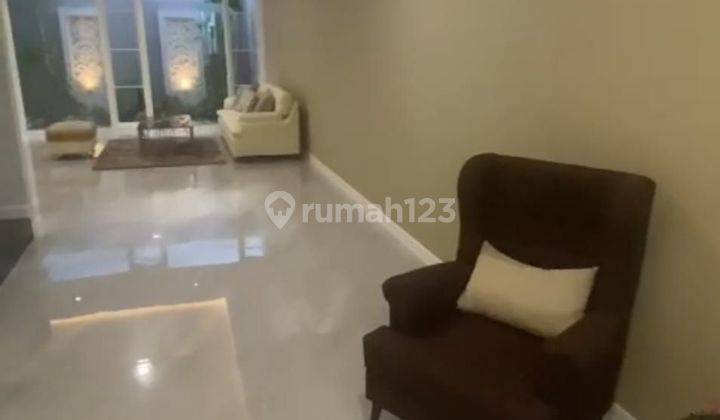 Di Sewakan Rumah Murah Baru Gress 2 Lantai Minimalis Modern Semi Furnished Siap Huni Dekat Gwalk Di Villa Taman Telaga Citraland Surabaya Barat 2