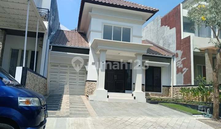 Affordable 1-Story Minimalist Semi-Furnished House Ready to Occupy Near Gwalk in Fullerton Citraland Utama West Surabaya