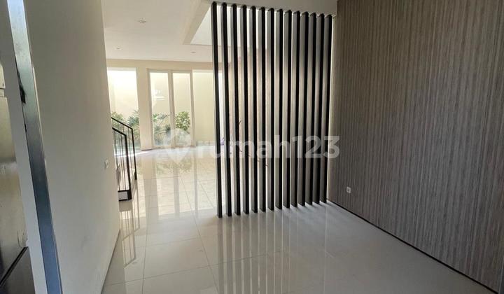 Rumah Murah 2 Lantai Minimalis Kosongan Dekat Gwalk Di Crystal Golf Citraland Utama Surabaya Barat 2