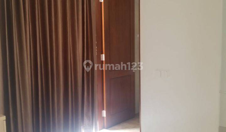 Rumah Murah 2 Lantai Minimalis Modern Semi Furnished Siap Huni Dekat Gwalk Di Taman Gapura Citraland Surabaya Barat 2