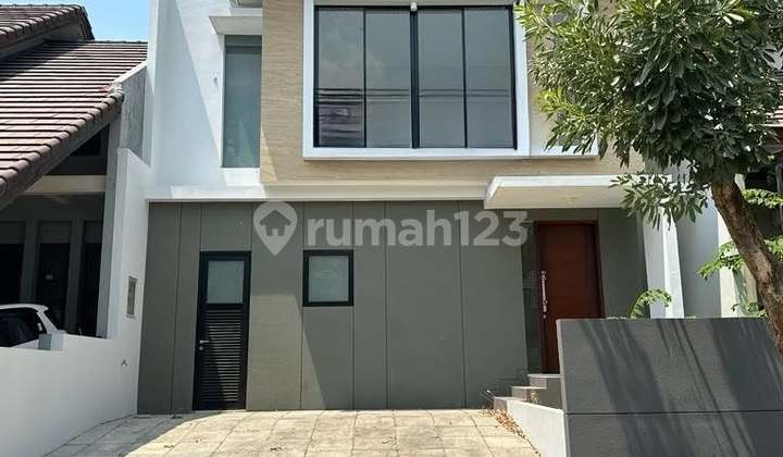 New Cheap House Fresh 2 Floors Minimalist Empty Ready to Live In Near Modern Market In Woodland Citraland Main West Surabaya