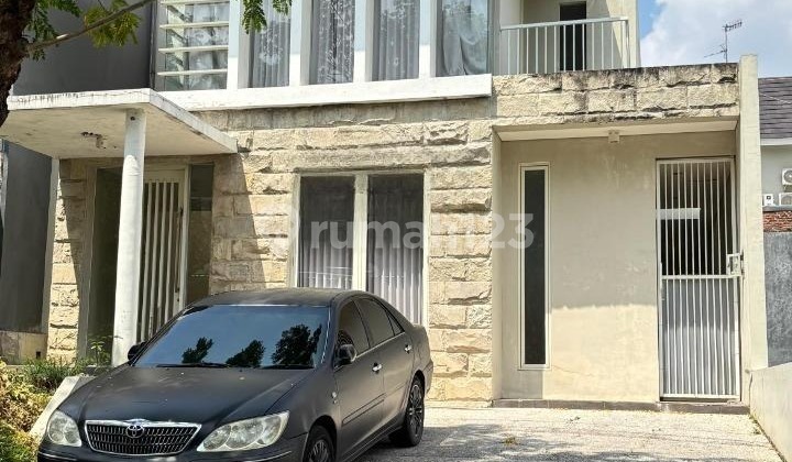 Rumah Murah 2 Lantai Semi Furnished Dekat Gwalk Di Eastwood Citraland Utama Surabaya Barat Rumah Murah 2 Lantai Semi Furnished Dekat Gwalk Di Eastwood Citraland Utama Surabaya Barat