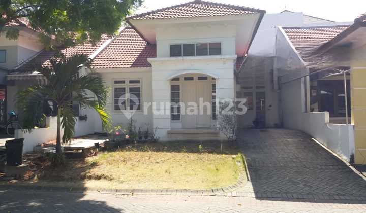 Affordable 1-Story Minimalist Semi-Furnished House Near Gwalk in Villa Taman Telaga Citraland Utama, West Surabaya