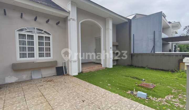 Affordable 1-Story Minimalist Semi-Furnished Ready-to-Occupy House Near Gwalk in Taman Puspa Raya Citraland Utama West Surabaya 2