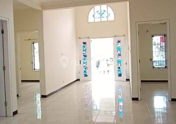 Rumah Murah 1 Lantai Minimalis Semi Furnished Siap Huni Dekat Gwalk Di Royal Park Citraland Surabaya Barat 2