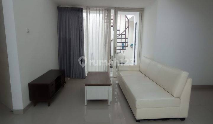 Rumah Murah 1,5 Lantai Minimalis Modern Semi Furnished Siap Huni Dekat Pasar Modern Di Taman Puspa Raya Citraland Surabaya Barat 2