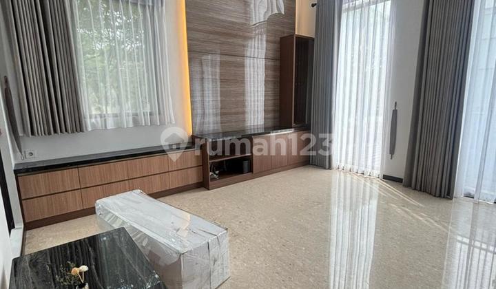 Rumah Cantik 2 Lantai Semi Furnish Siap Huni di Zora BSD 2