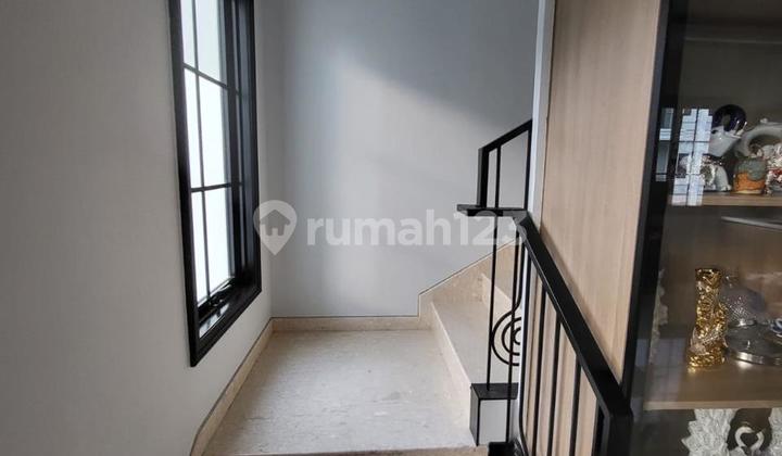 Beautiful Modern Design House In Alam Sutera 3 Floors Ready To Occupy 2