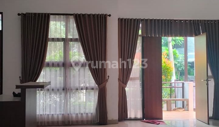 Rumah Cantik Modern Di Bintaro Posisi Hook Semi Furnish Siap Huni