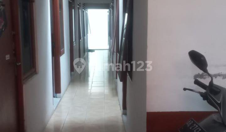 Boarding house in Pondok Aren, 1-story building with 22 rooms, good location. 1