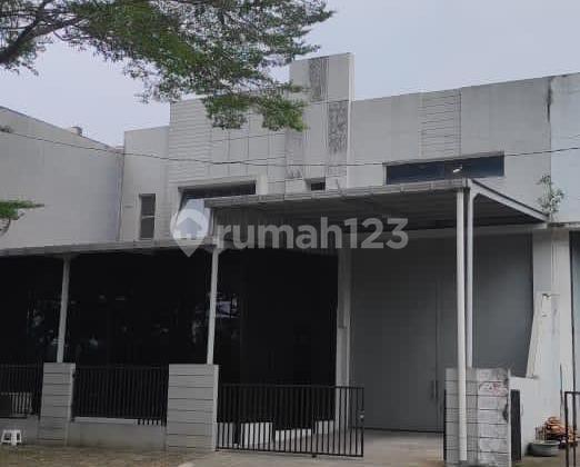 Good, Spacious Warehouse in BSD Tech Park Ready to Use, Prime Location Good, Spacious Warehouse in BSD Tech Park Ready to Use, Prime Location