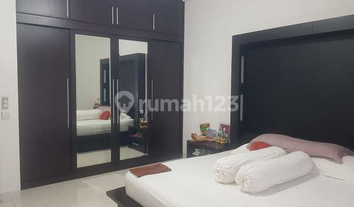 Cool House in BSD City Neat Ready to Live In Clean Peaceful Environment 2