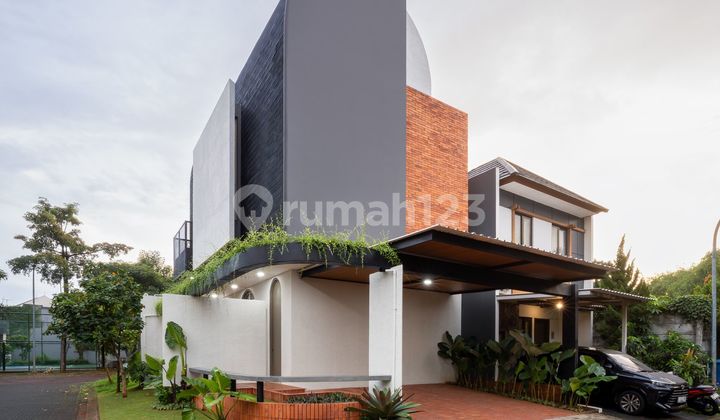 Beautiful House In Kireina Park Bsd 2 Floors Nice Ready To Live In 2