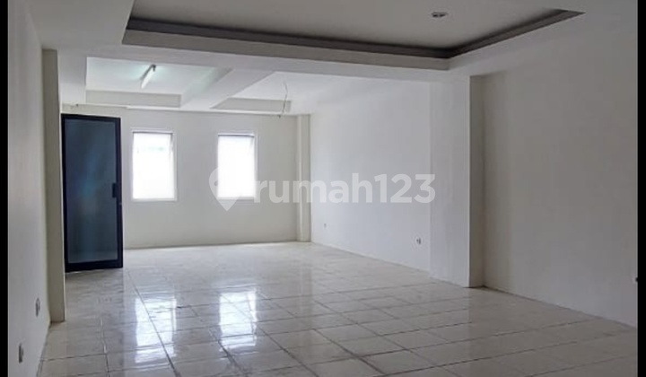 Gudang 3 Lantai Siap Pakai di Pantai Indah Selatan Lokasi Bagus