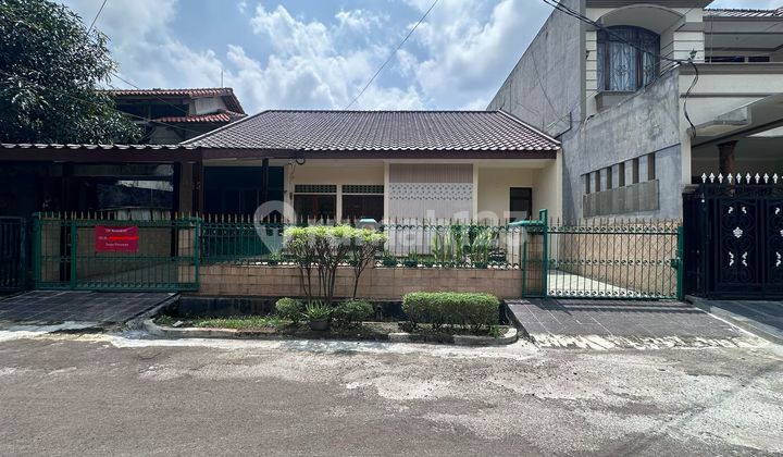 Rumah Luas Bangunan 1 Lantai Lokasi Bagus Siap Huni di Pamulang Rumah Luas Bangunan 1 Lantai Lokasi Bagus Siap Huni di Pamulang