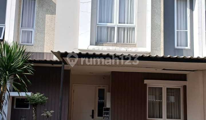 Beautiful Ready-to-Live Home in Gading Serpong, 2 Floors Furnished