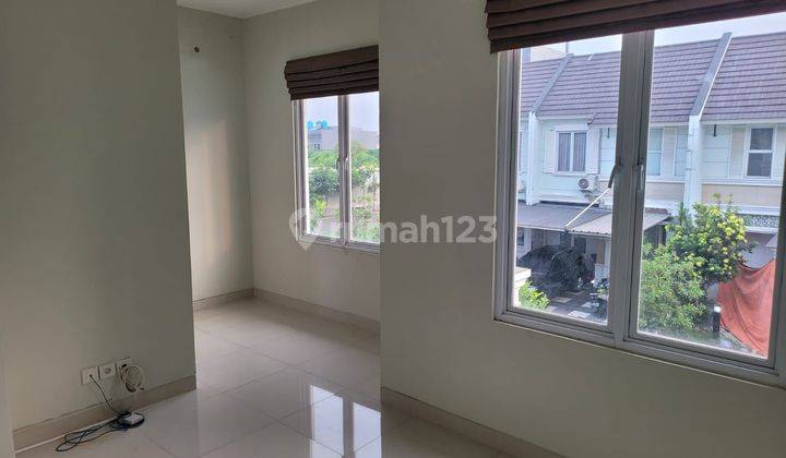 Di jual rumah di kawasan elit Banjar wijaya 2