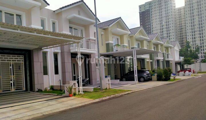 Di Jual Rumah 2 Lt Di Tengah Kota  1