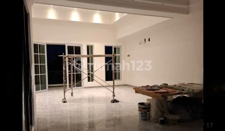 Dijual Rumah Mewah Posisi Boulevard Bisa Buat Usaha  2