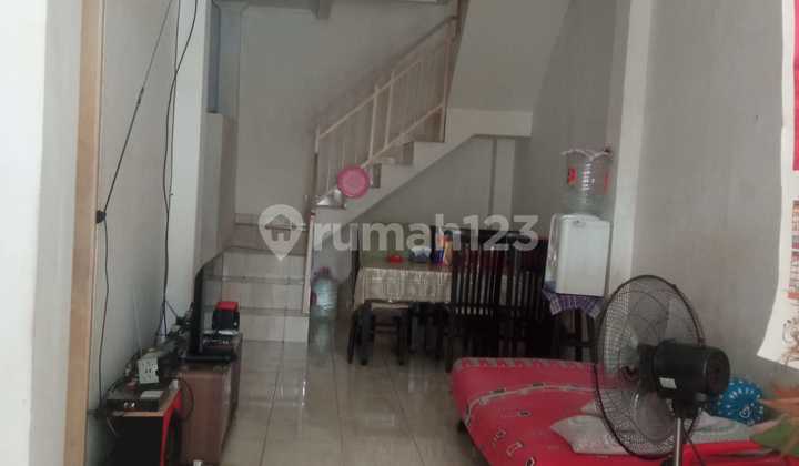 Dijual Rumah 1 1/2 Lantai di Royal Tangerang 2