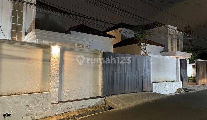 Rumah Luxury, Bagus, dan Nyaman di Jakarta Selatan, dekat dg rs brawijaya , kemang village , cluster dg 4 rmh + 1 pool 2