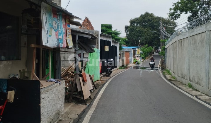 Dijual Bangunan utk kost- kos an sdh jd struktur 3 1/2 lantai.   Lokasi strategis di Pd Pucung. Shm. Dekat ke area ps modern sek 7, RSPI bintaro, area kuliner freshmart , perkantoran . 2
