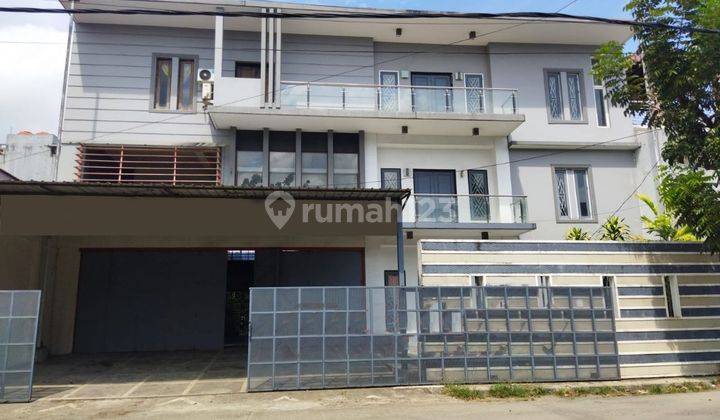 Rumah Luas Dan Mewah di Komplek Idi, Jl. Topaz Raya, Masale, Makassar 1