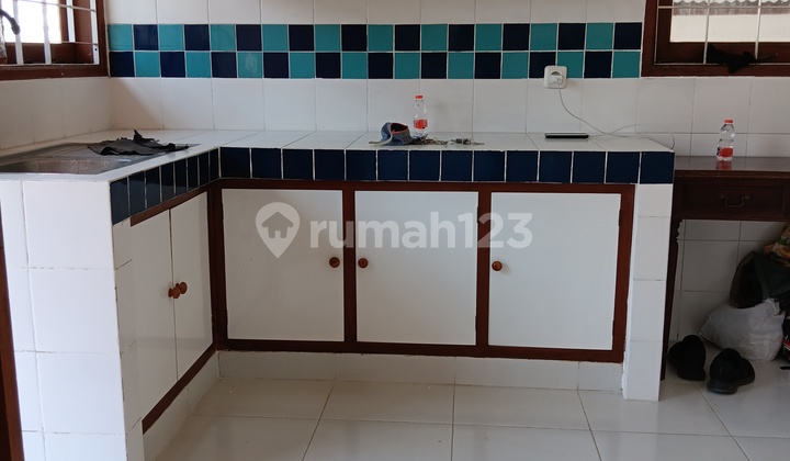 For Rent: 2-Story House Ready to Occupy. Fajar Raya Complex, Cihanjuang. Near Cimahi City Hall. Cibabat Hospital. Ar Rahman Islamic Elementary School. Cimahi