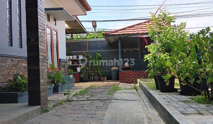 Dijual Rumah 2 Lantai Siap Huni. Terawat . Komplek Taman Cihanjuang. Cimahi. Dekat Cafe Kupu Kupu , Cibaligo Permai, Sariwangi. 2