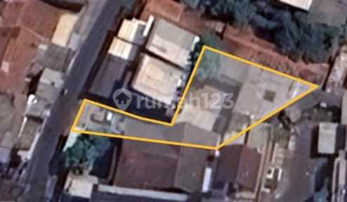 For Sale: Land-based House Calculation. Located by Cukang Kawung Roadside. Ideal for Boarding Business. Culinary Spots Near Itenas Campus. Cikutra, Bandung. 2