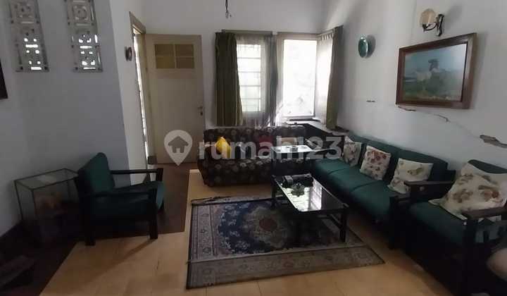 Dijual Rumah Belanda Heritage C . Jalan Jawa . Kota Bandung. Dekat Pemkot Bandung. Bbrp Sekolah Favorite Bandung. 2