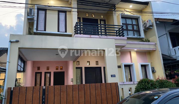 Dijual Rumah Di Komplek Griya Indah Pesantren. Cibabat. Cimahi Utara. Lokasi Dekat Ke Pemkot Cimahi. Dekat Juga Ke Pasteur Bandung