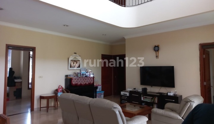 Dijual Rumah Setra Duta Bandung. Dekat Univ Maranatha. Pintu Tol Pasteur.  2