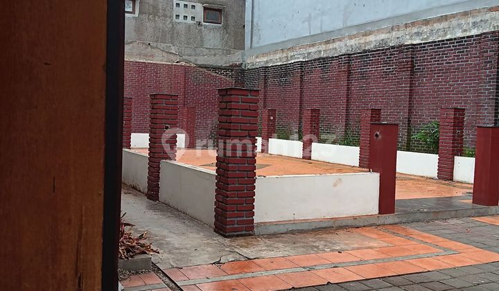 Dijual Rumah Belanda Luas 902 M2. Lokasi Strategis Buat Bisnis . Jalan Bengawan. Dekat Jalan Riau. Taman Cibeunying. Citarum. Cilaki. Bandung 2