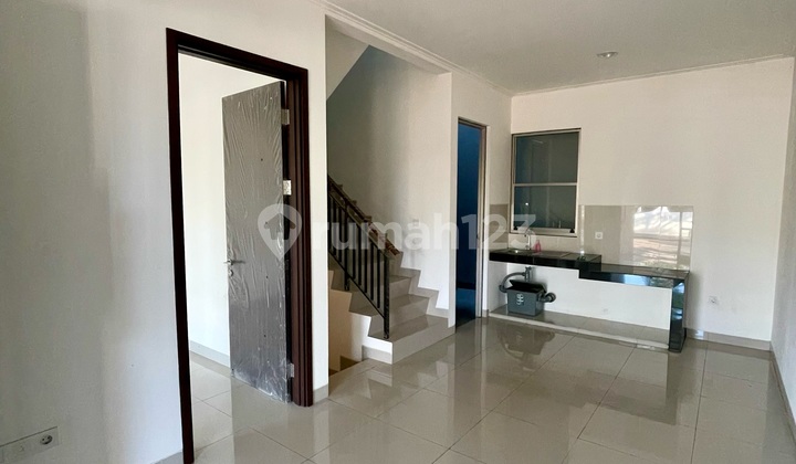 Minimalist House in Premium Area PIK 2 Minimalist House in Premium Area PIK 2