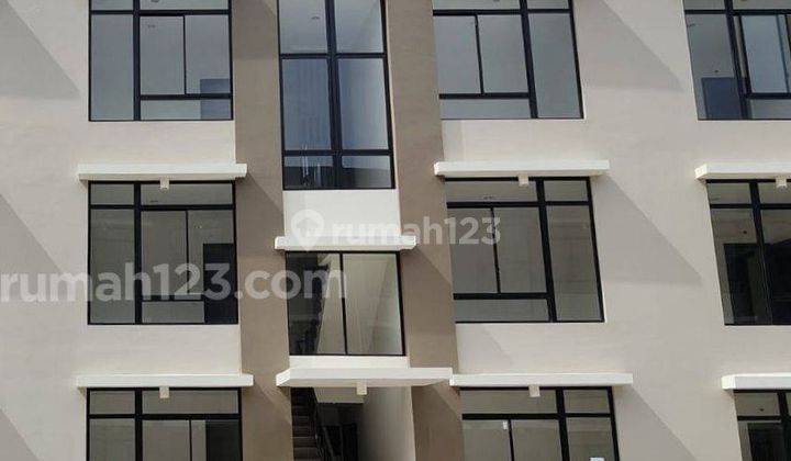 Green Royal Condo House di Jakarta Barat (5x10) 2