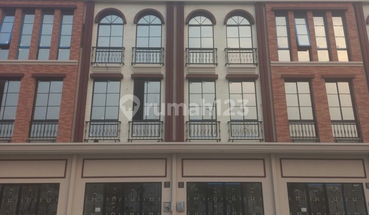 Rukan Siap Pakai di Kawasan Stanford Edu City Pik 2