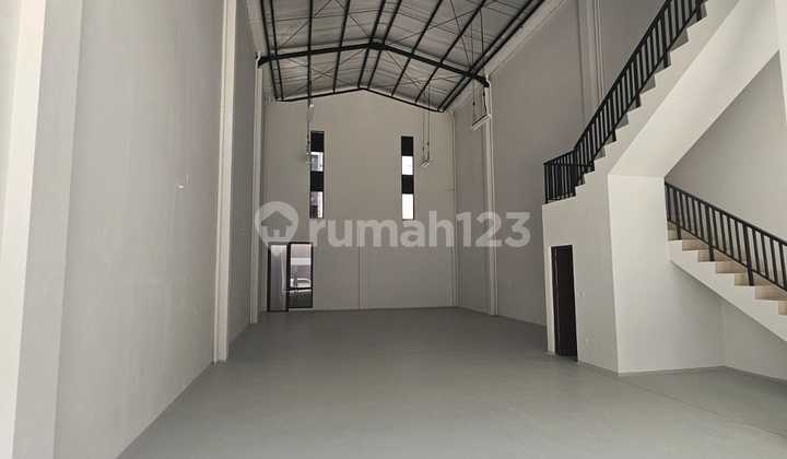 Gudang Multiguna Bizpark Pik 2 (9X30)