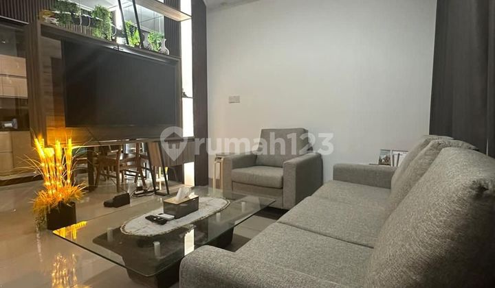 Rumah Furnished Cantik di Pik 2