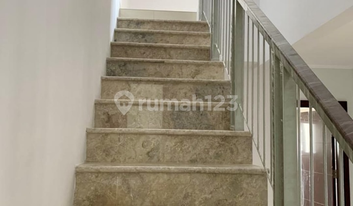 Hunian Mewah Golf Island Pantai Indah Kapuk 2