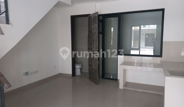 Pantai Indah Kapuk 2 Ext - Rumah Milenial (4,5X10) 2