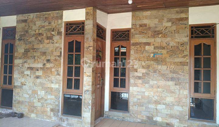 Rumah 2 Lantai Disewakan Dekat Ke Harapan Indah  2